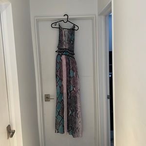 Maxi GUESS dress with cut outs